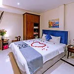 Thu Trang Beachfront Hotel