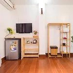 La Ava\'S Home