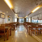 Sealight Hotel
