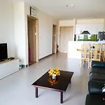 Lily Aria Resort - Bluesaphire Seaview Appartment