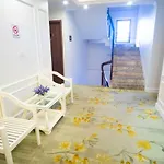 Ngoc Lan Ha Long Hotel