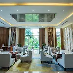Central Luxury Ha Long Hotel