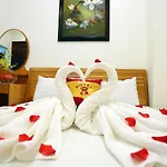 Cr Hotel
