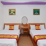 Cr Hotel