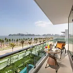 Tuan Chau Kingly Villa