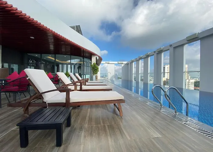 Muong Thanh Luxury Saigon Hotel