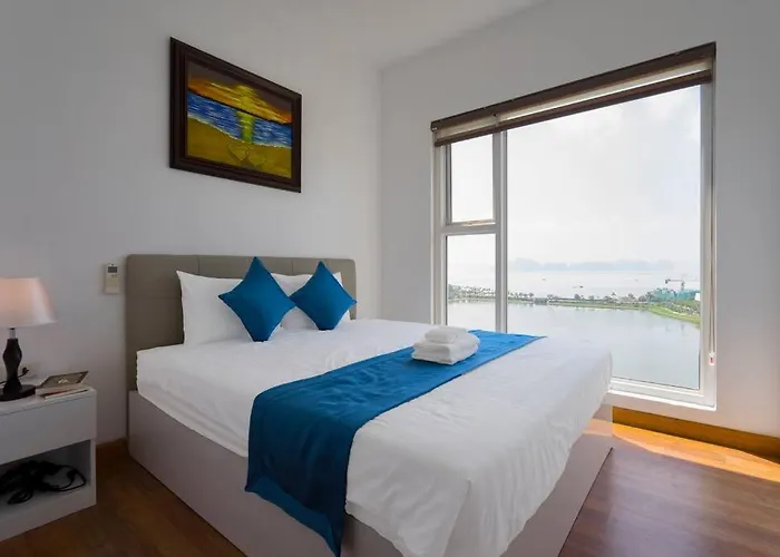 *Ha Long Homestay @ Ha Long Bay View-3 Br
