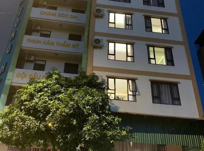 Dragon Hotel