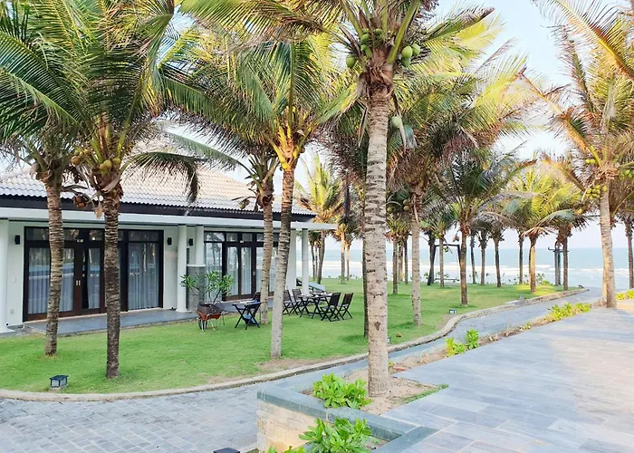 Starlight Villa Beach Resort & Spa