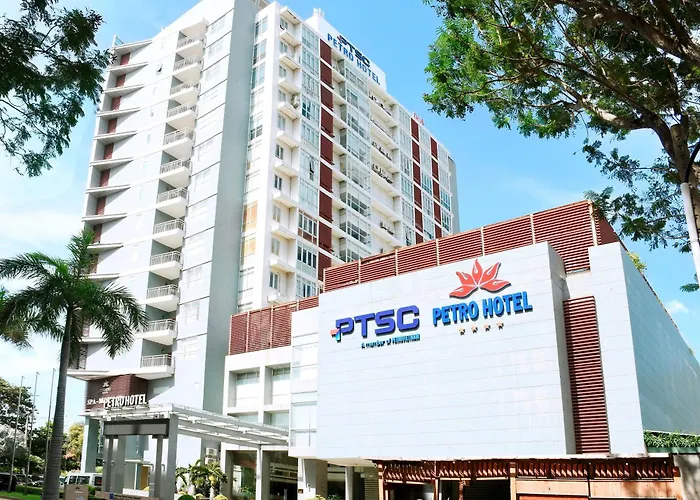 Petro Hotel
