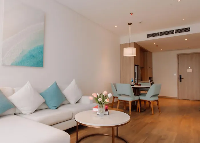 A La Carte Ha Long Apartment By The Beach