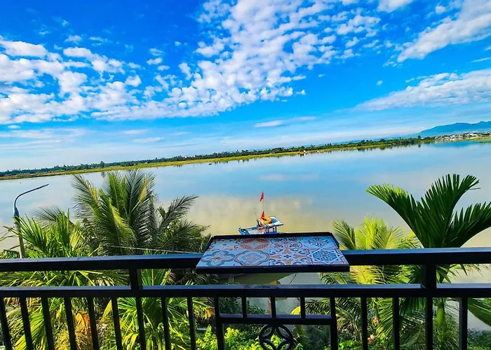 Autumn Bay Retreat Hoi An