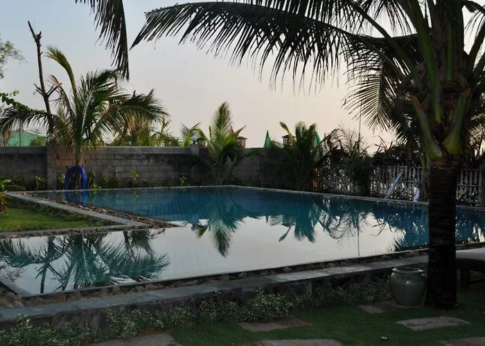 Green Leaf Village Resort