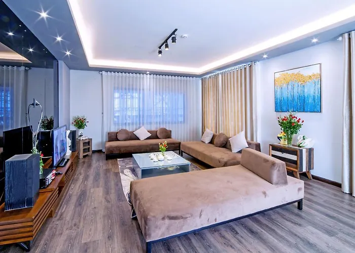 Thu Trang Beachfront Hotel