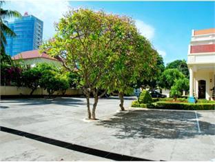 Ocean Sunrise Aparthotel 4*
