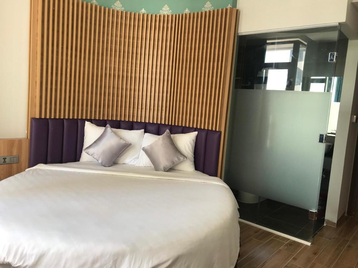 Abay Hotel 3*