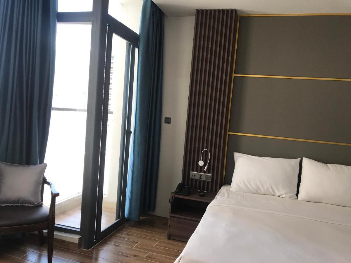 Hotel Abay 3*