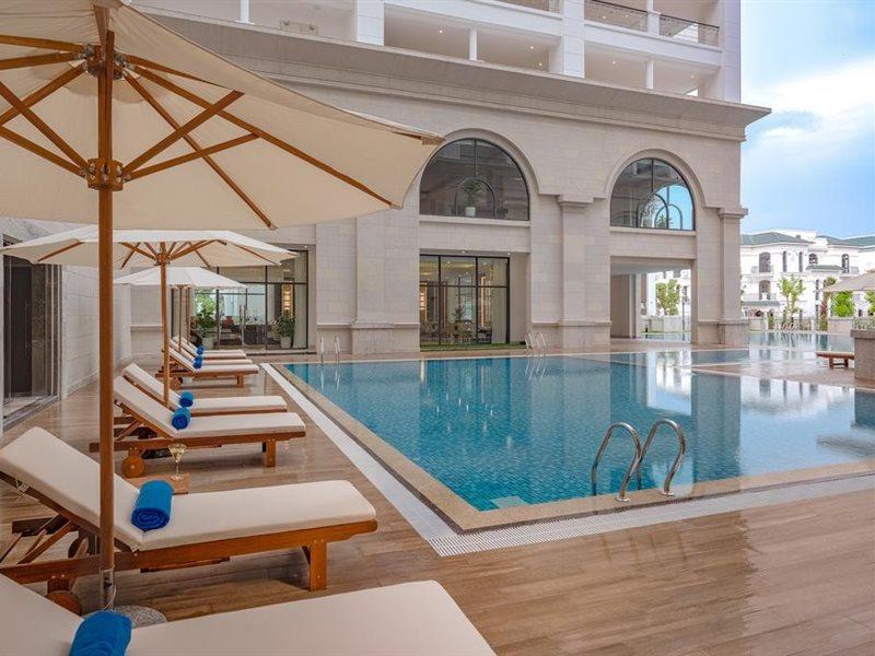 Melia Vinpearl Phong Rivera Hotel