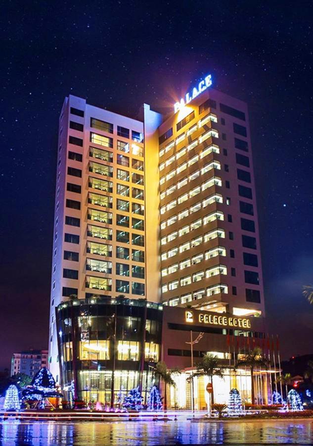 Palace Khách sạn 4*