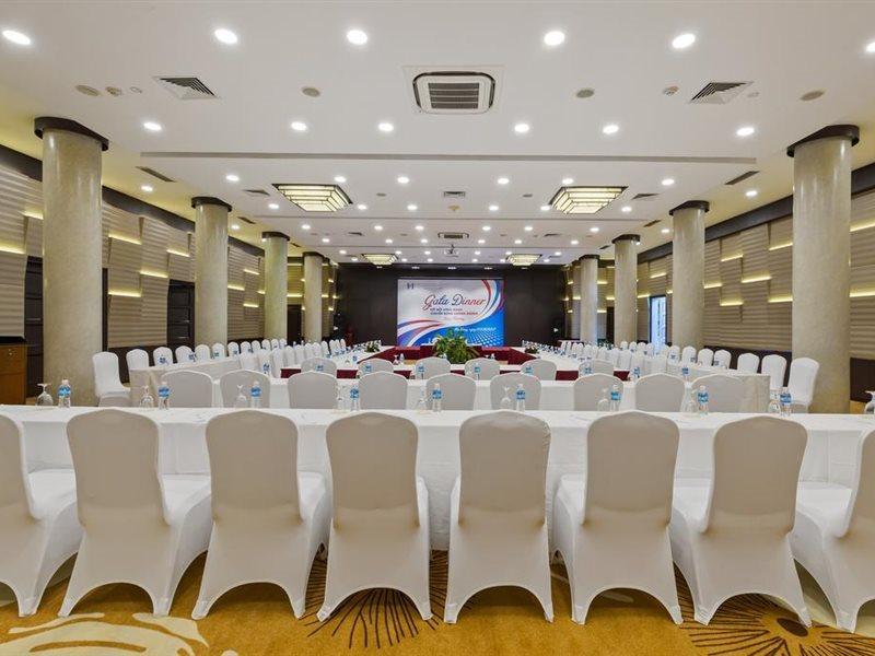 Halong Pearl Khách sạn 4*