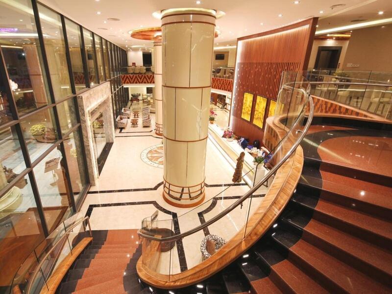 Bavico International Hotel