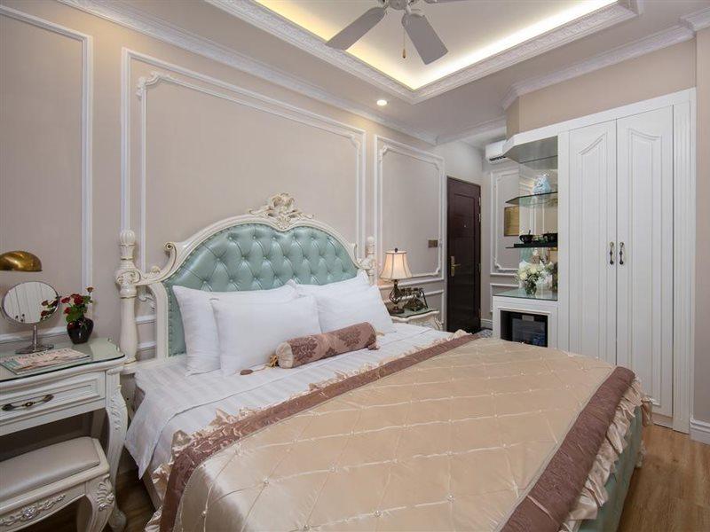 Royal 3* Hanoi
