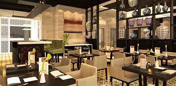 Royal Riverside & 4*