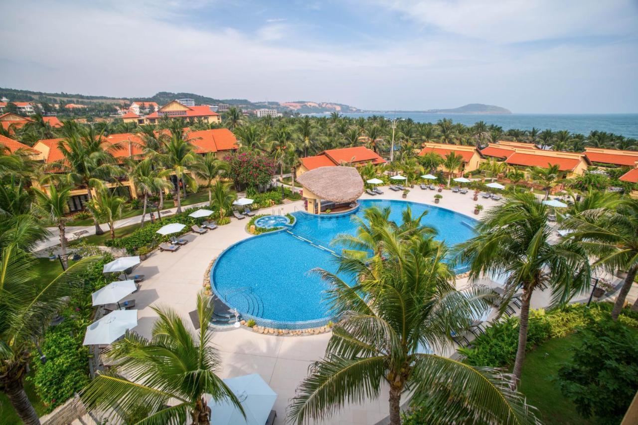 Pandanus Resort