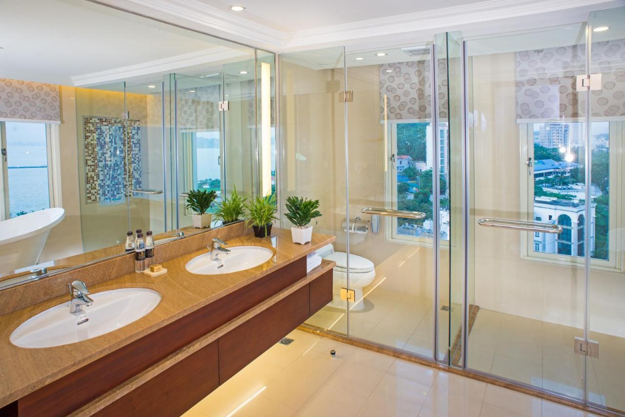 Khách sạn Hoàng Gia 5*
