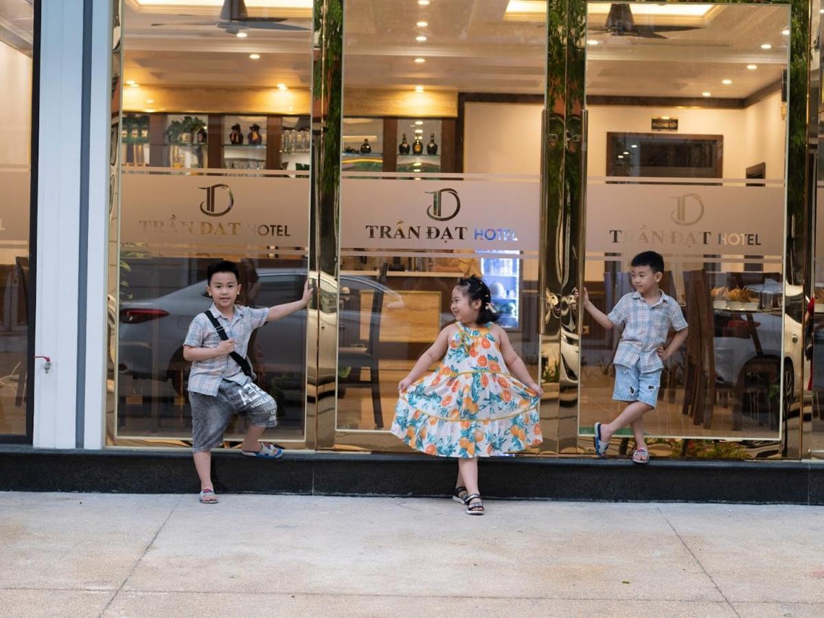 Tran Hotel 3*