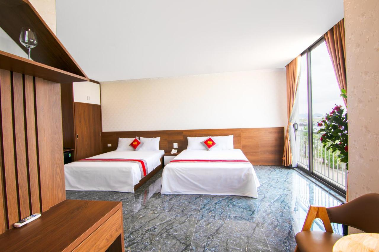 Camellia Tuan Chau Hotel 3*