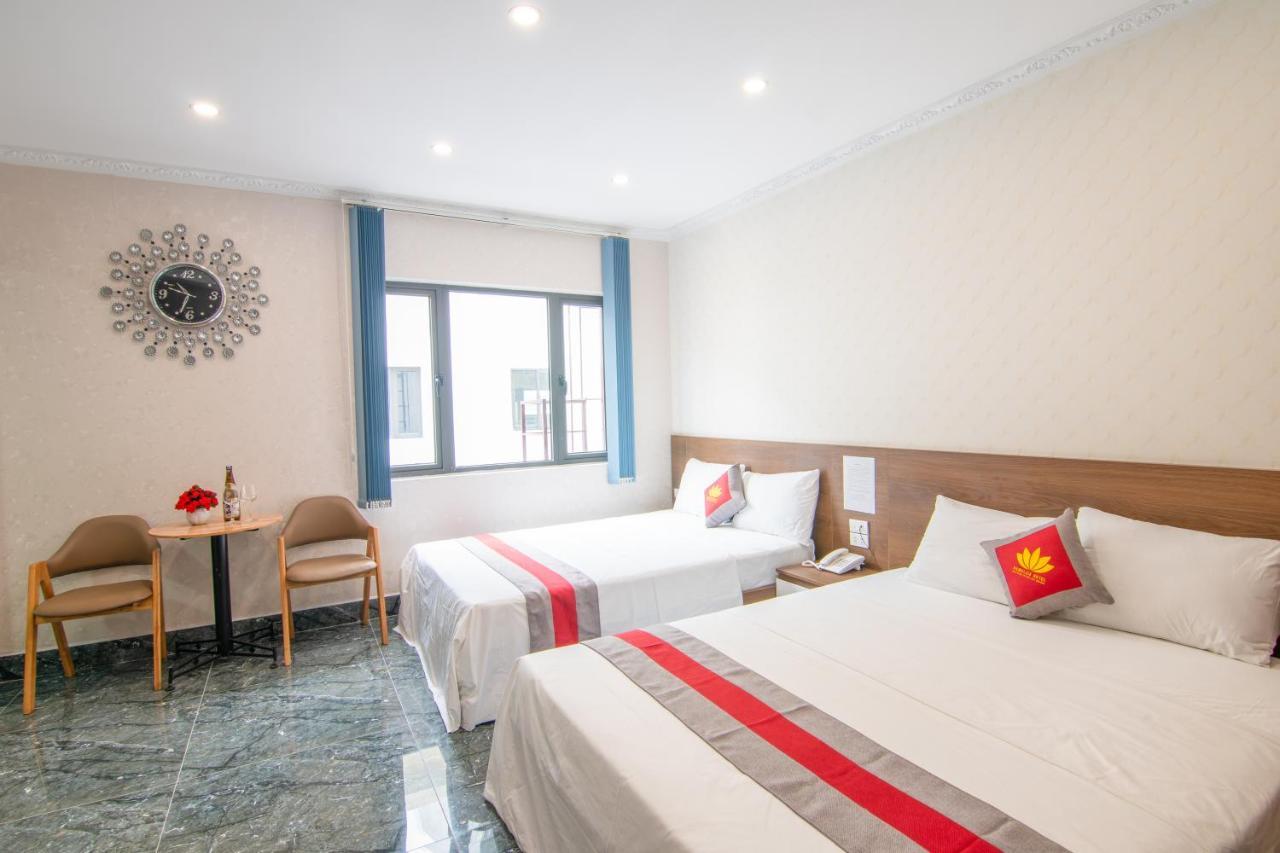 Camellia Tuan Chau Hotel 3*