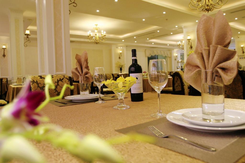 Khách sạn Bay Palace Hạ Long