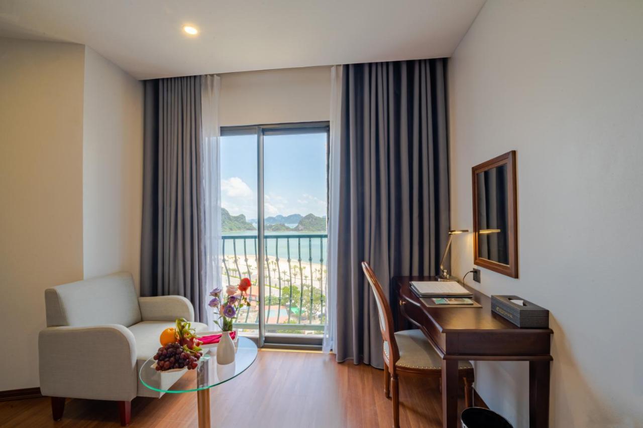 Hotel Paddington Halong Bayview
