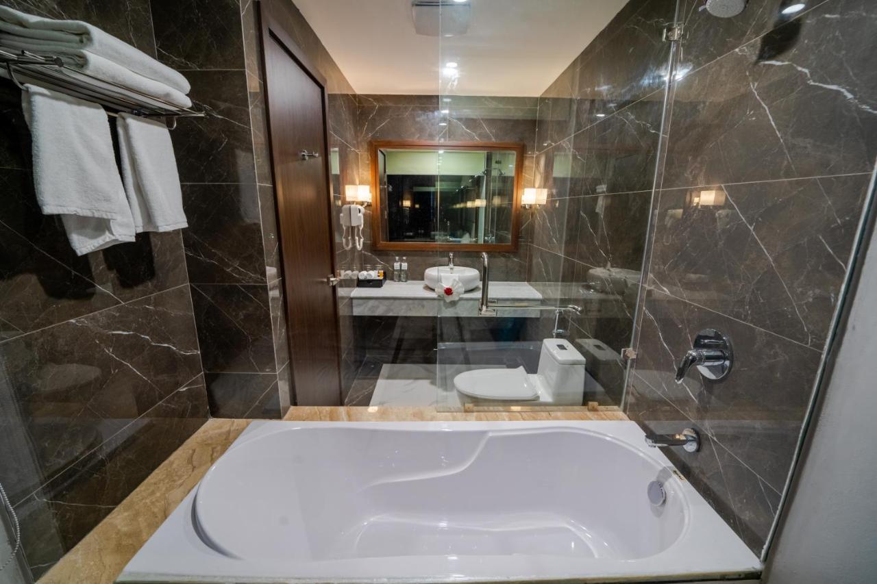 Paddington Halong Bayview Hotel 5*