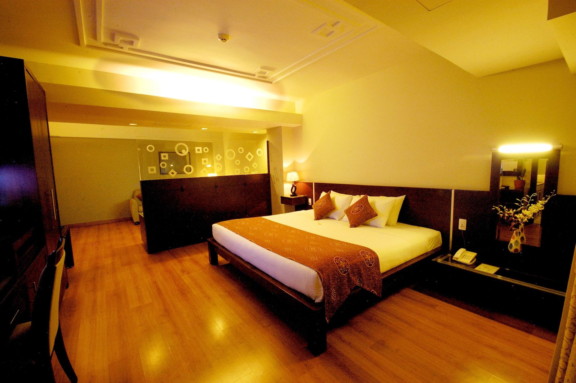 Hotel Paradise Nha Trang