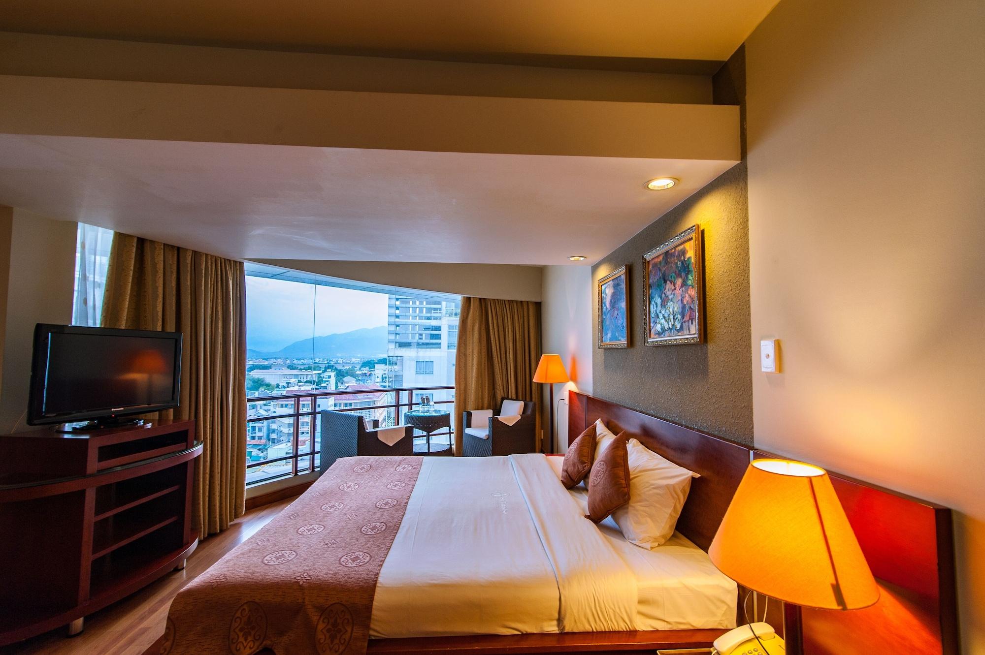 Paradise 3* Nha Trang