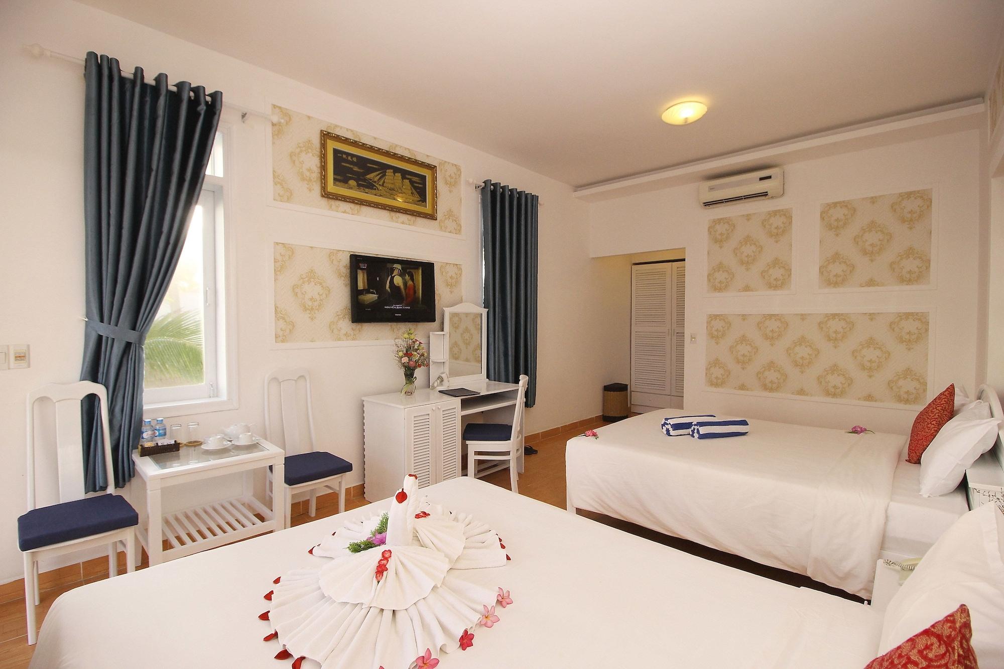 Resort Little Paris 4*