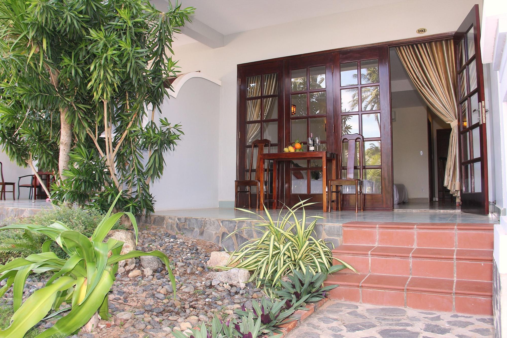 Resort Little Paris Phan Thiet