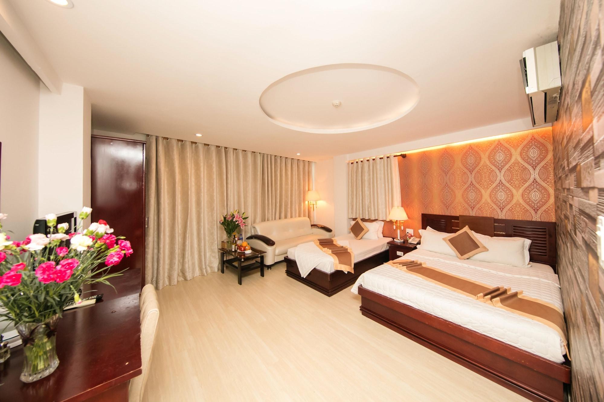 Khách sạn Khách Sạn&spa Rosa 3*