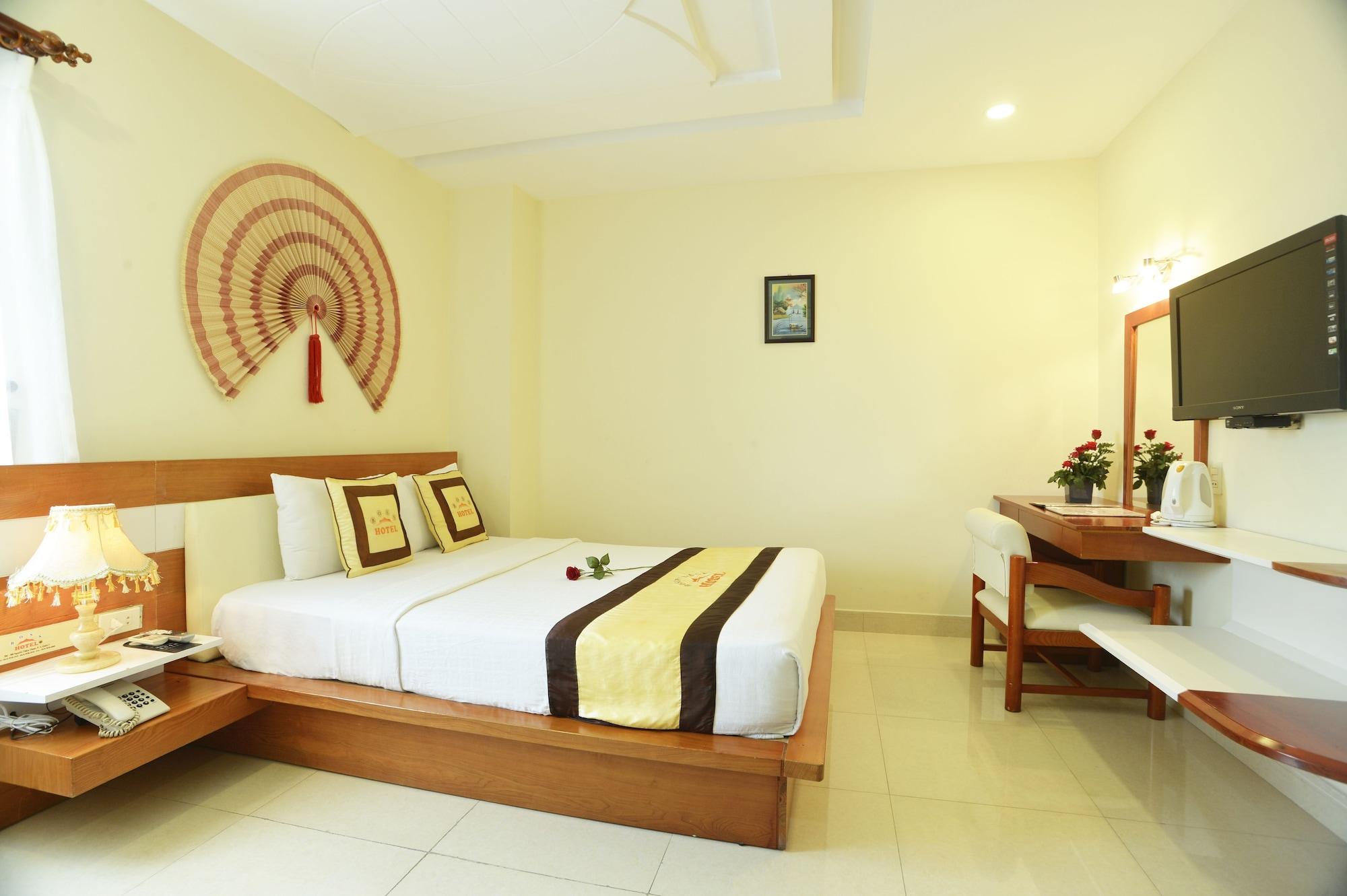 Khách sạn Boss Palace 3*