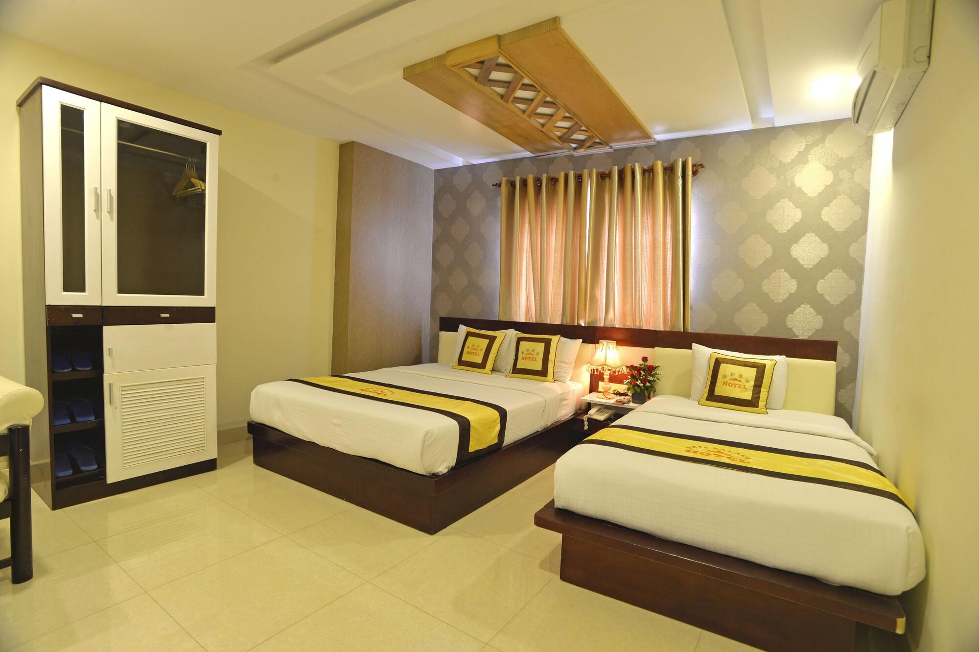 Boss Palace Khách sạn 3*