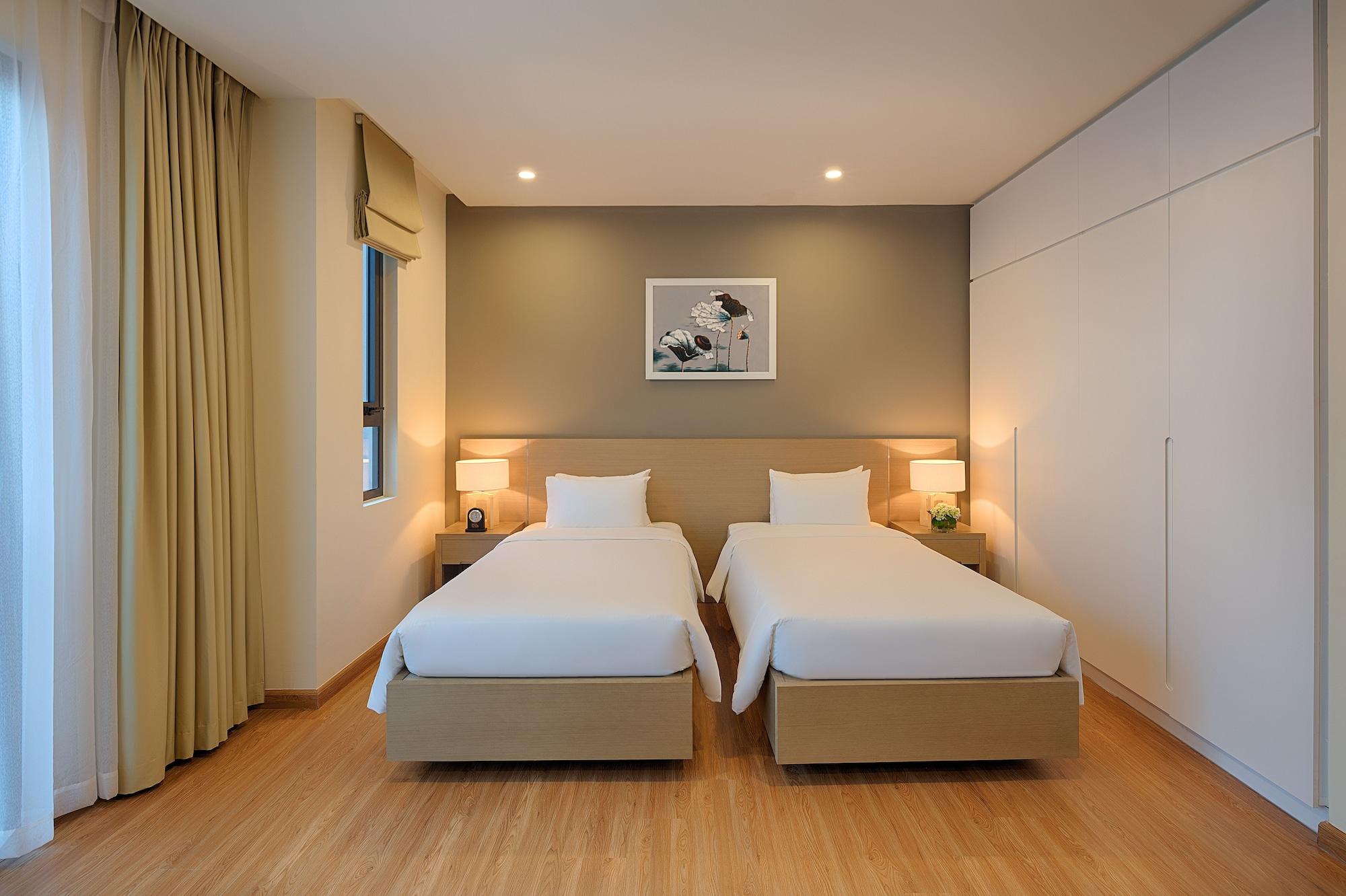 Royal Lotus & Resort 4*