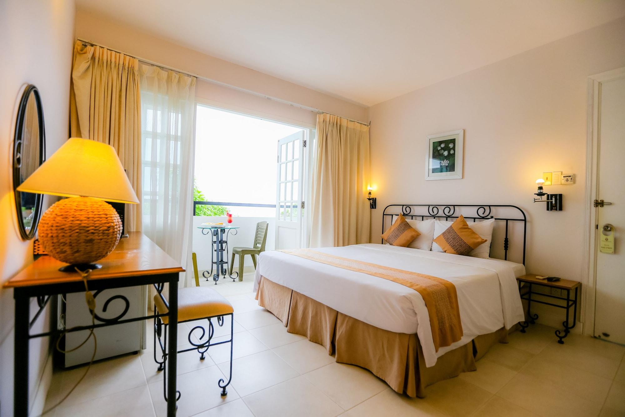 Valley Mountain Hotel 3*