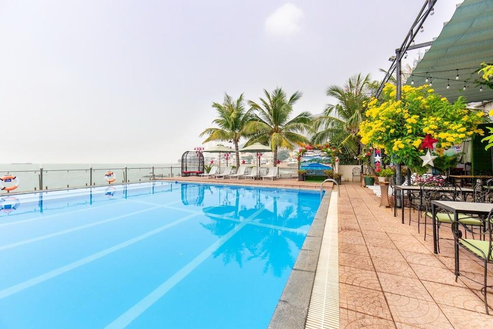 Valley Mountain Hotel 3*