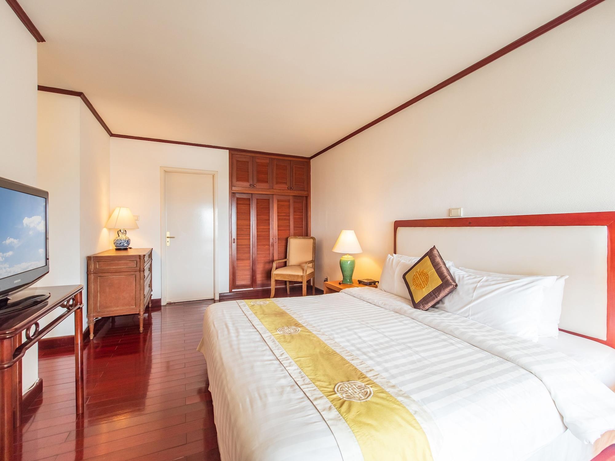 Sài Gòn Domaine Luxury Residences