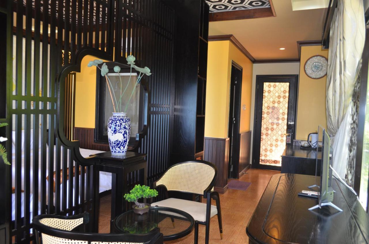 Rang Garden Side