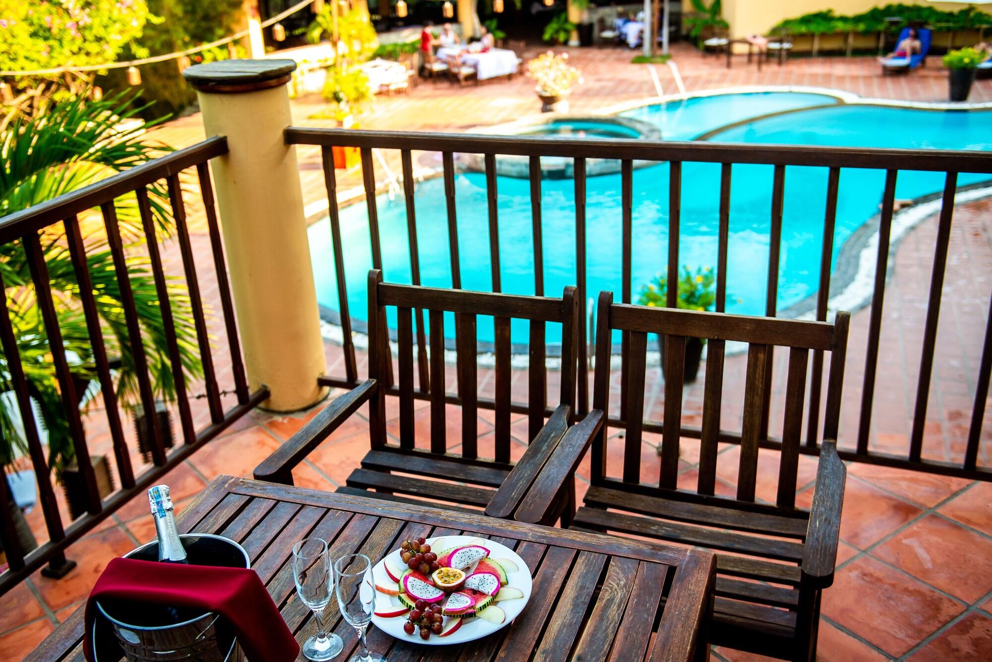 White Resort Mui Ne