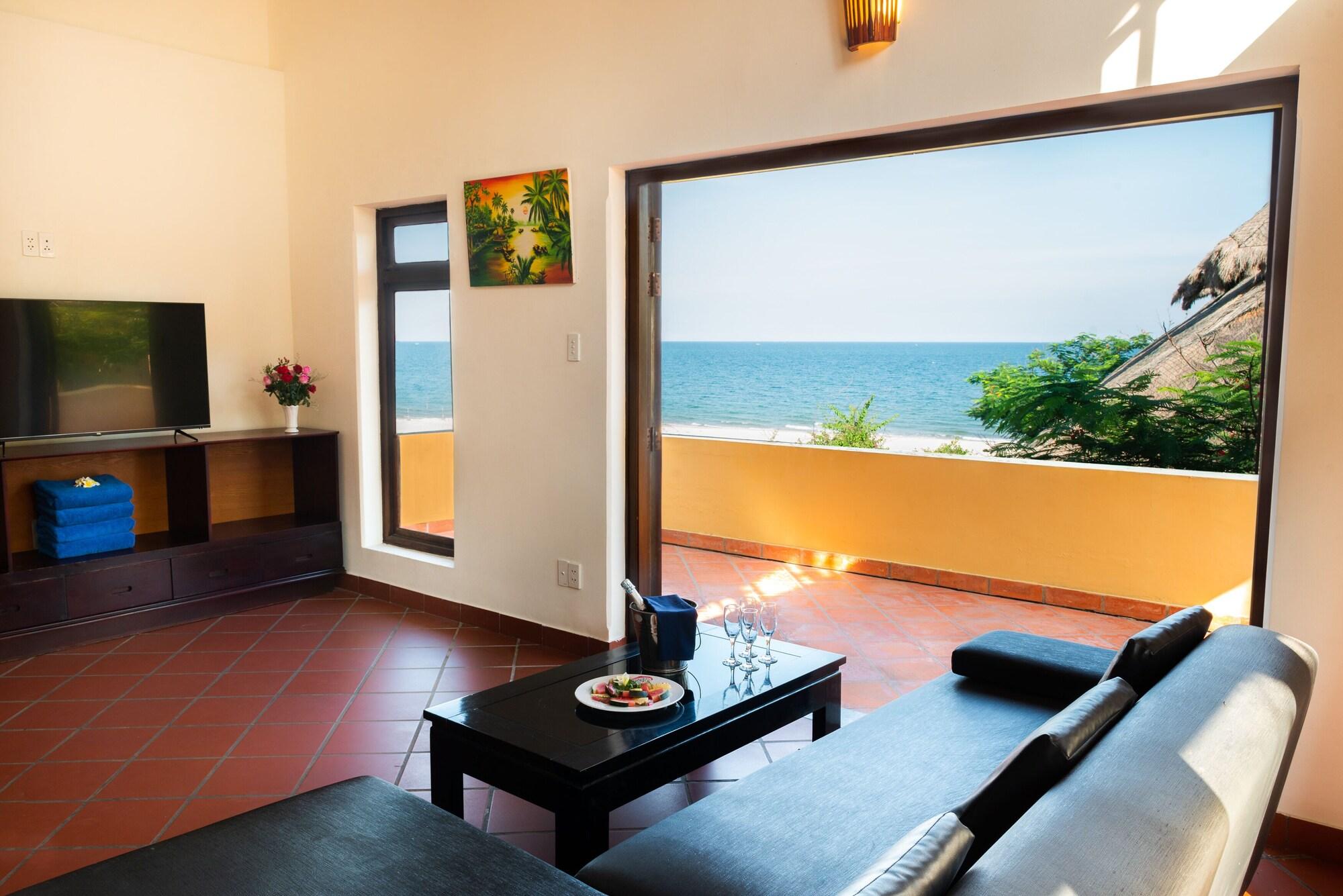 Resort White 4*