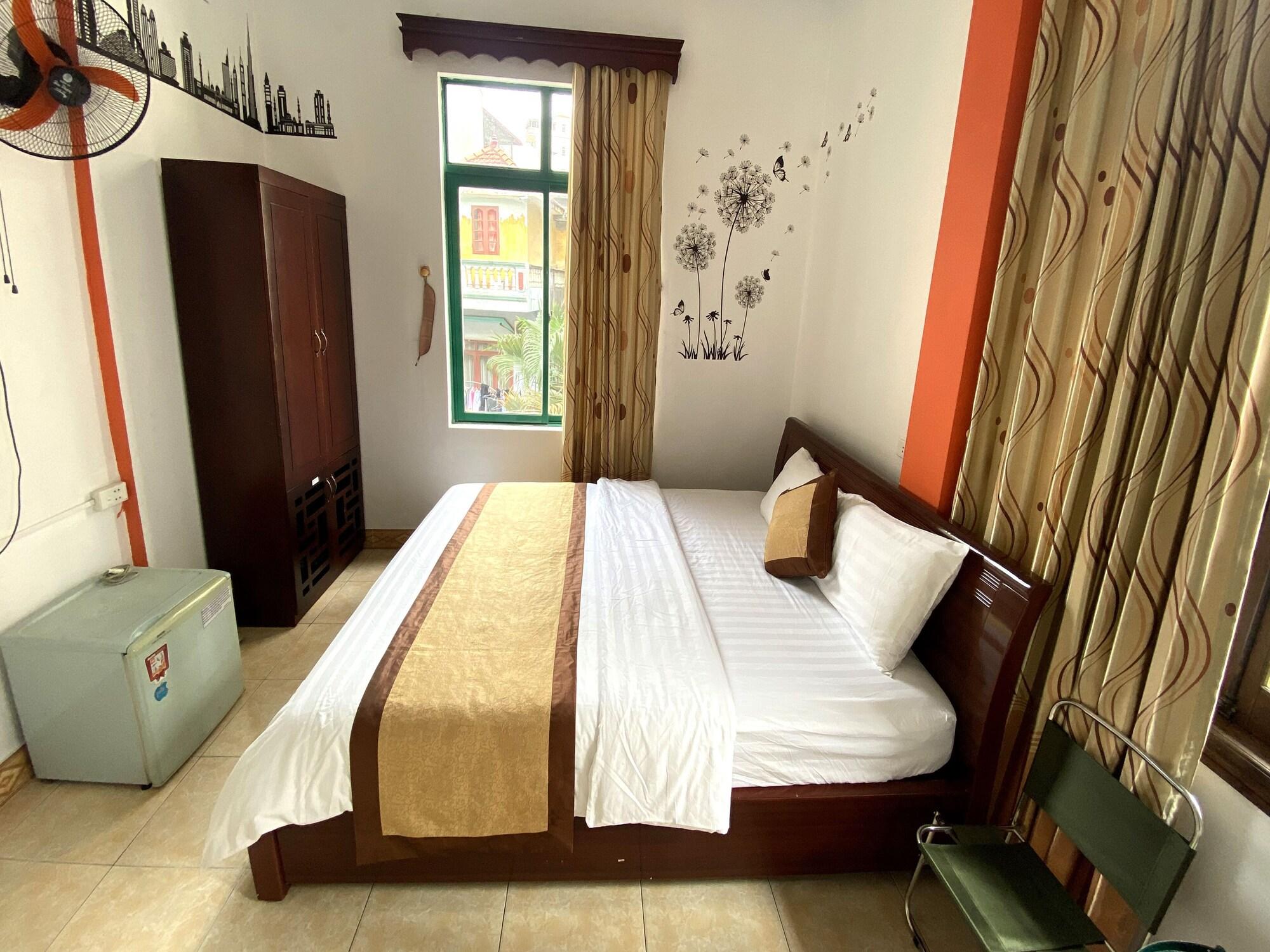 Alex Hotel